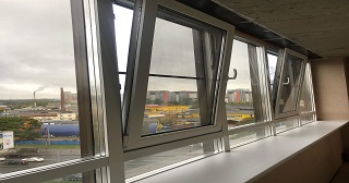 Холодное остекление балкона Красноуфимск цена от 8265 руб. м/п. за 50 часов